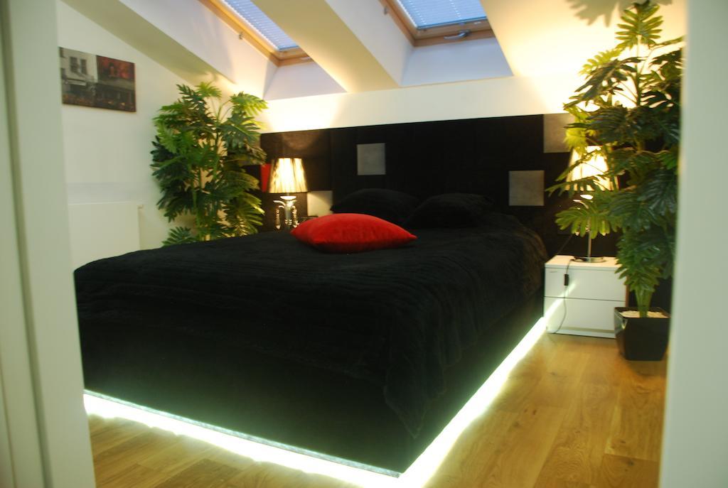 Black & White Apartment Krakau